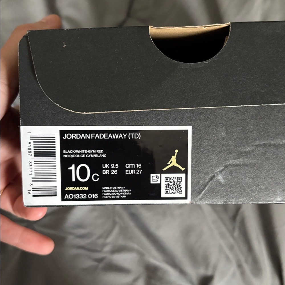 Jordan Fadeaway TD Black and White Sneakers